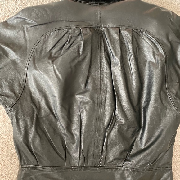 Byrnes and Baker Vintage Leather Jacket - Picture 7 of 14